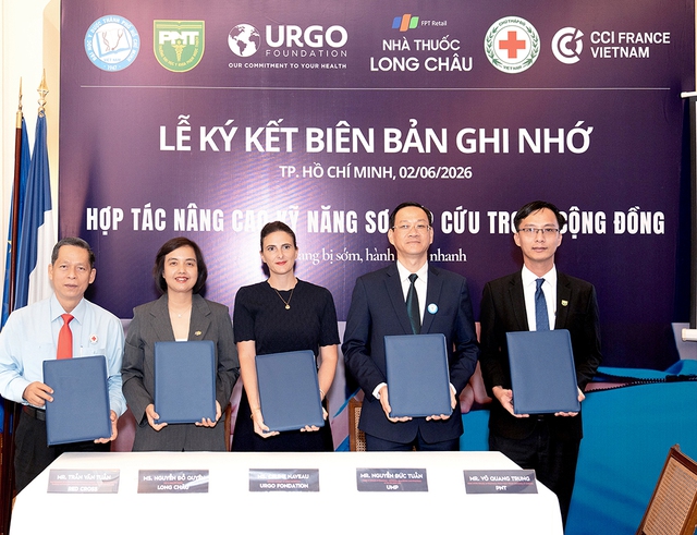 Hàng trăm điểm sơ cấp cứu sẽ được triển khai tại hệ thống Long Châu - Ảnh 1.