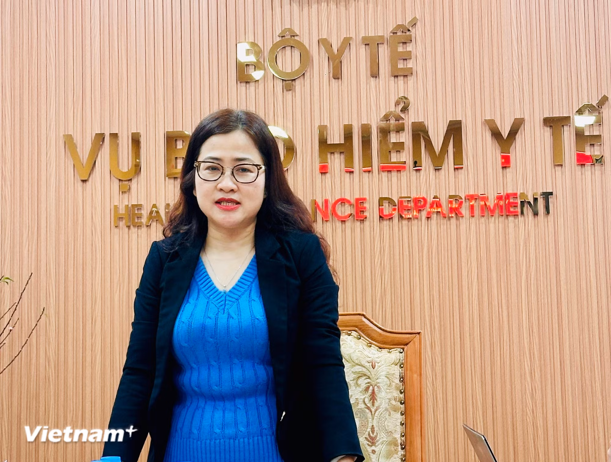 vnp-ba-trang-bao-hiem-y-te.jpg