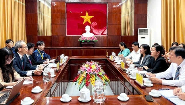 TP Cần Thơ và TP Fukuoka (Nhật Bản) hợp tác triển khai dự án trong lĩnh vực thoát nước nhằm tăng cường khả năng chống chịu với biến đổi khí hậu tại TP Cần Thơ. Ảnh: Báo Cần Thơ.