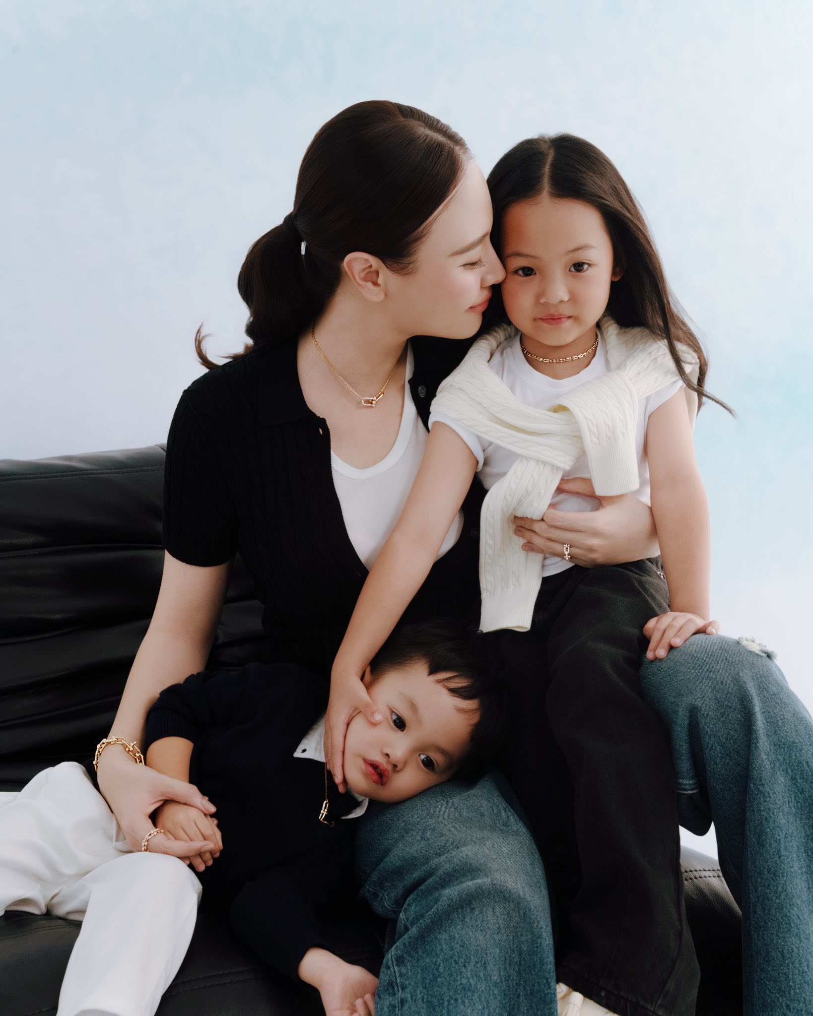 Đàm Thu Trang chia sẻ khoảnh khắc bên con: Mẹ học cách yêu dịu dàng hơn - Ảnh 4.