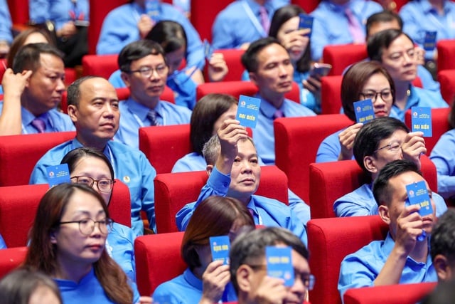 Sửa đổi Điều lệ Công đoàn phù hợp với tình hình mới - Ảnh 3.
