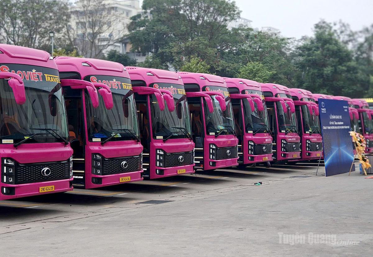Áp dụng giá tối đa dịch vụ xe ra, vào bến từ ngày 31-5.