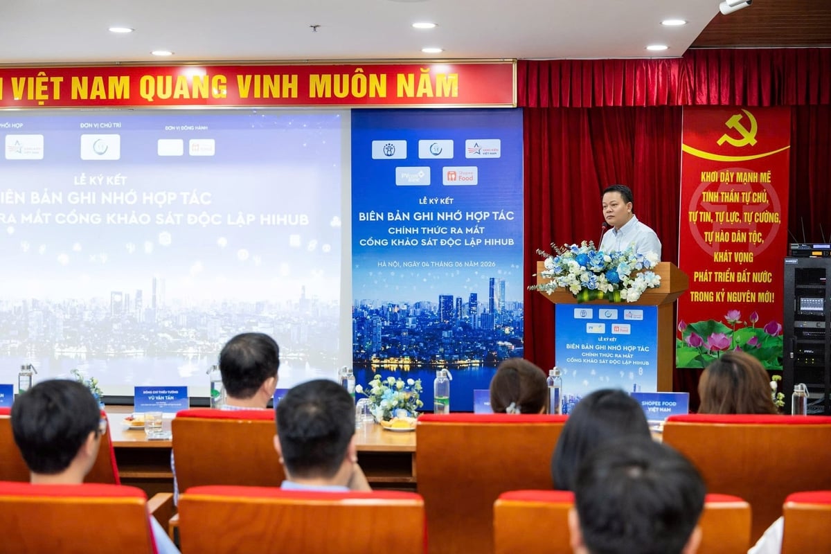 Thiếu tướng Vũ Văn Tấn - Cục trưởng Cục Cảnh sát Quản lý Hành chính và Trật tự xã hội (C06), Bộ Công an phát biểu tại sự kiện. Ảnh: BTC.