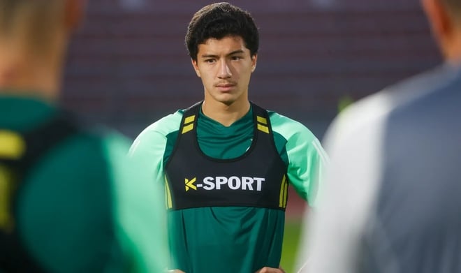 Cầu thủ gốc Việt Ibrahim Maza nuôi giấc mơ World Cup cùng Algeria- Ảnh 1.