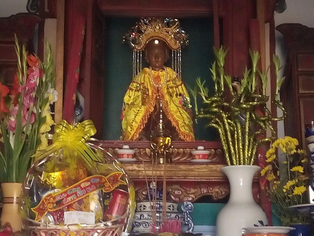 Tục xưa còn lại: 'Nhúng lưới' cầu may ở biển Sa Huỳnh - Ảnh 4.