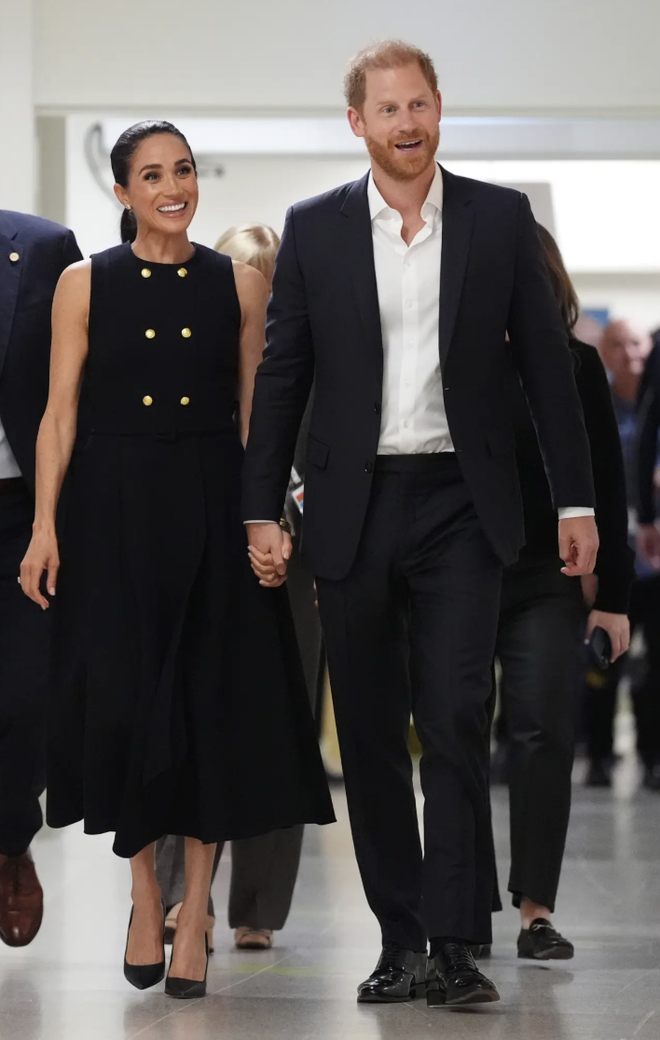 Meghan Markle thành trụ cột kinh tế gia đình- Ảnh 2.