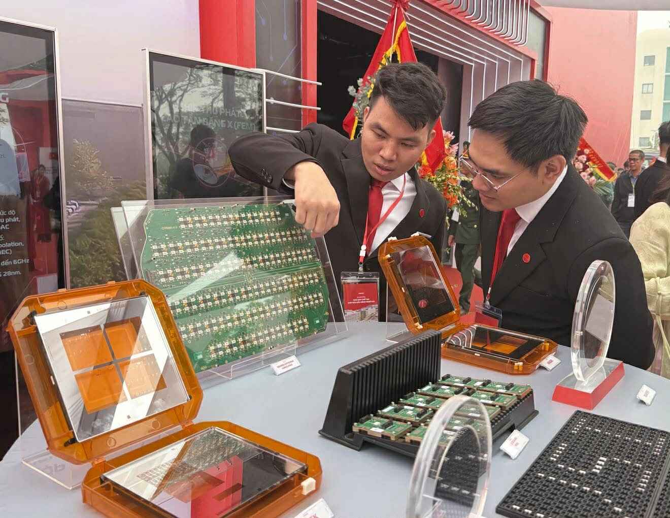 « Déverrouiller » la technologie quantique crée une dynamique pour le développement à long terme - Image 2. 'Mở khóa' công nghệ lượng tử, tạo động lực phát triển dài hạn- Ảnh 2.