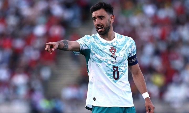 Portugal beat Chile 2-1: Bruno Fernandes scored a spectacular long-range goal.