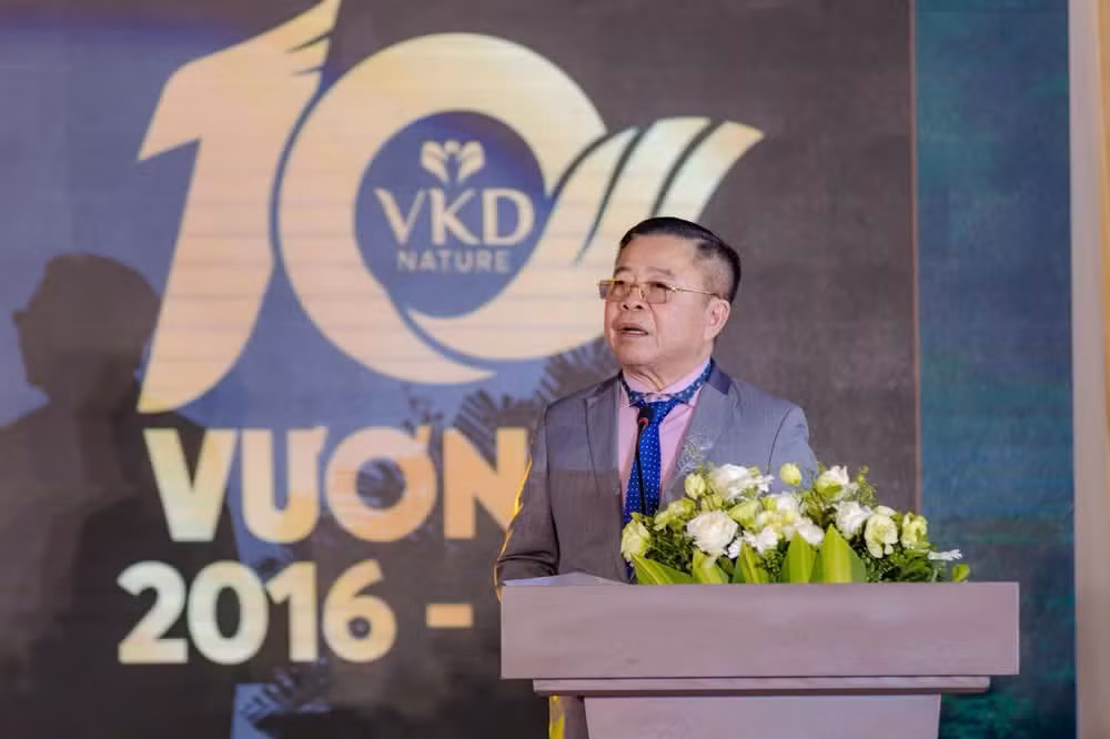 ong-vo-kim-cu.jpg