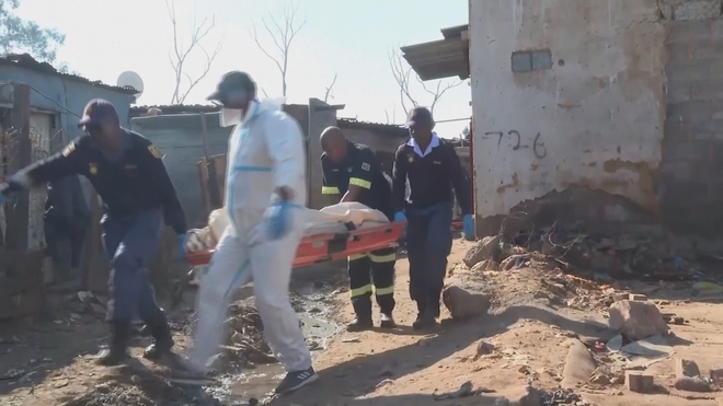 Nam Phi: Xả súng, 21 người thương vong- Ảnh 6.