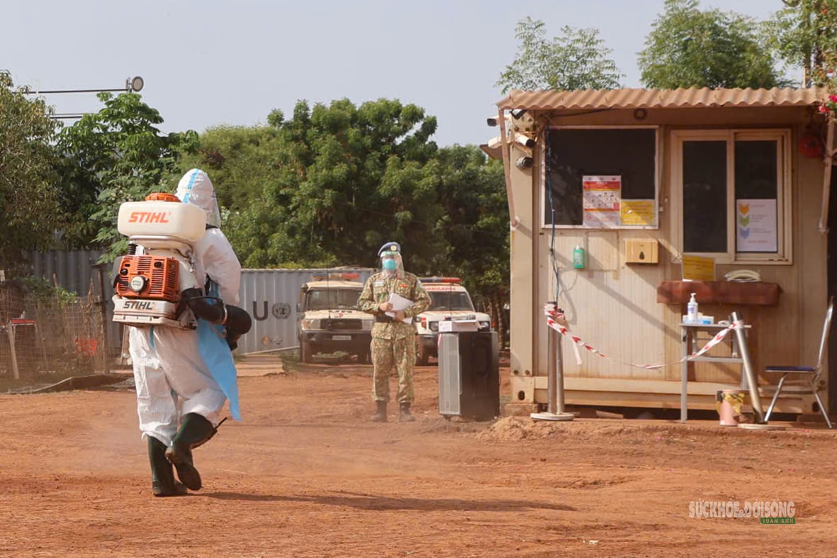 Quân y Việt Nam tại Nam Sudan chủ động trước nguy cơ dịch bệnh Ebola- Ảnh 3.
