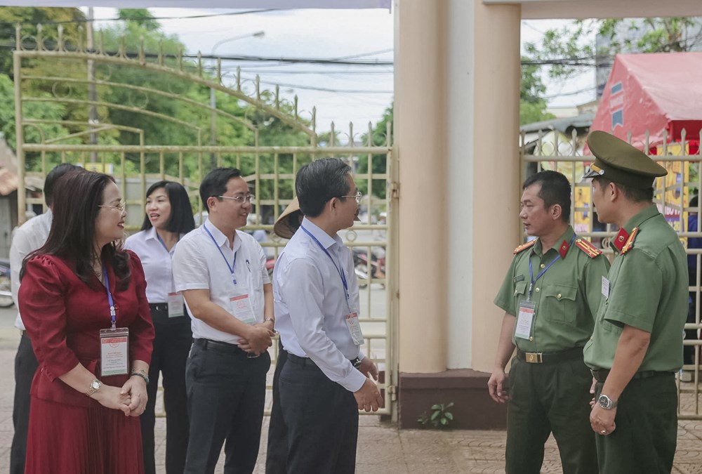 Chung sức cho kì thi an toàn, công bằng - ảnh 3