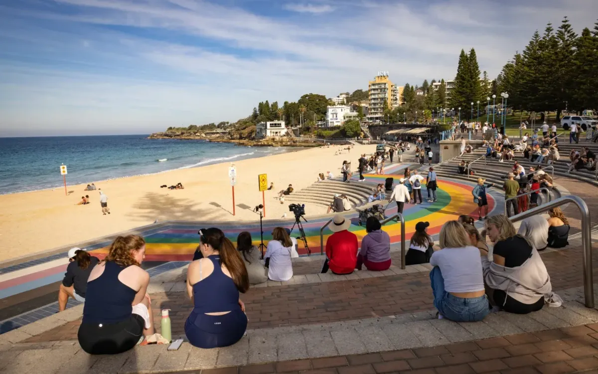 ساحل کوگی (عکس: AP) Bãi biển Coogee (Ảnh: AP)