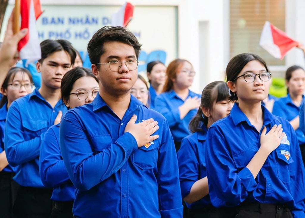 Giữ ngọn lửa tiên phong trong tim người trẻ - Ảnh 3.