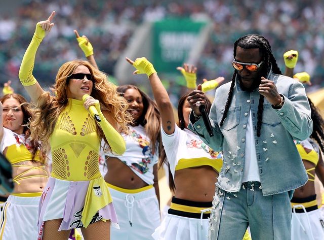 Ca sĩ Shakira đáp trả tranh cãi sau nghi vấn giả mạo tại lễ khai mạc World Cup 2026