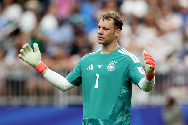 マヌエル・ノイアーはドイツ代表復帰時にFIFAの規則に違反したが、幸運