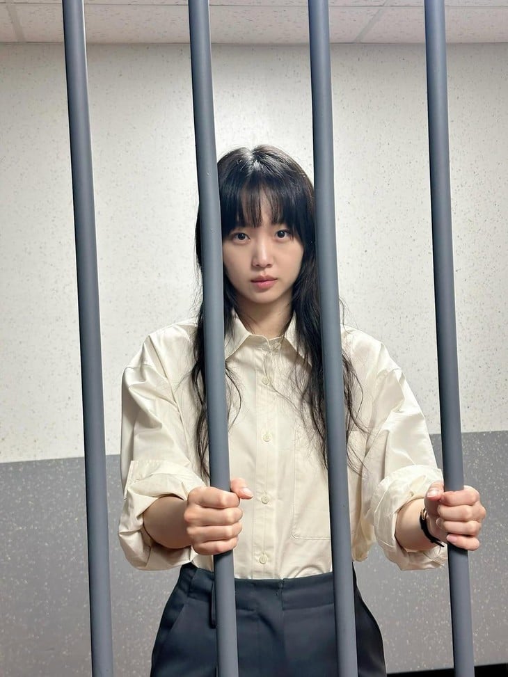 Jin Ki Joo - Ảnh 2.