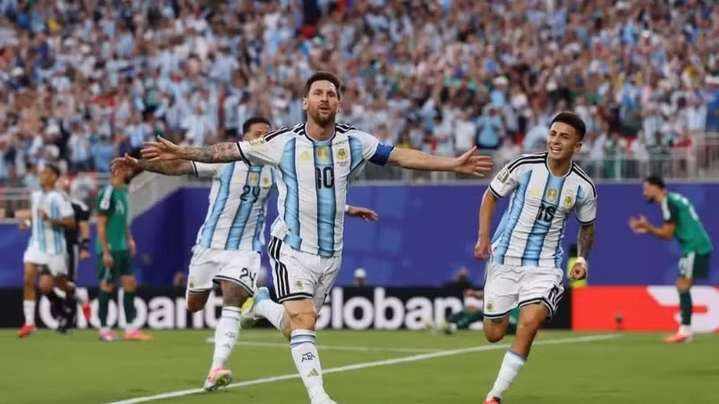 Lionel Messi thi đấu thăng hoa. (Ảnh: FIFA)