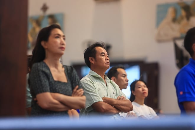 Gallery - Thong Nhat Street in Ho Chi Minh City has as many as five Catholic churches. - image 9