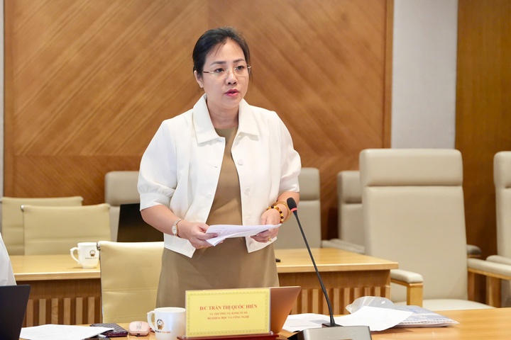 Tay Ninh doit se concentrer sur le développement de drones en fonction de problèmes spécifiques - Photo 4. Tây Ninh cần tập trung phát triển UAV từ bài toán cụ thể- Ảnh 4.