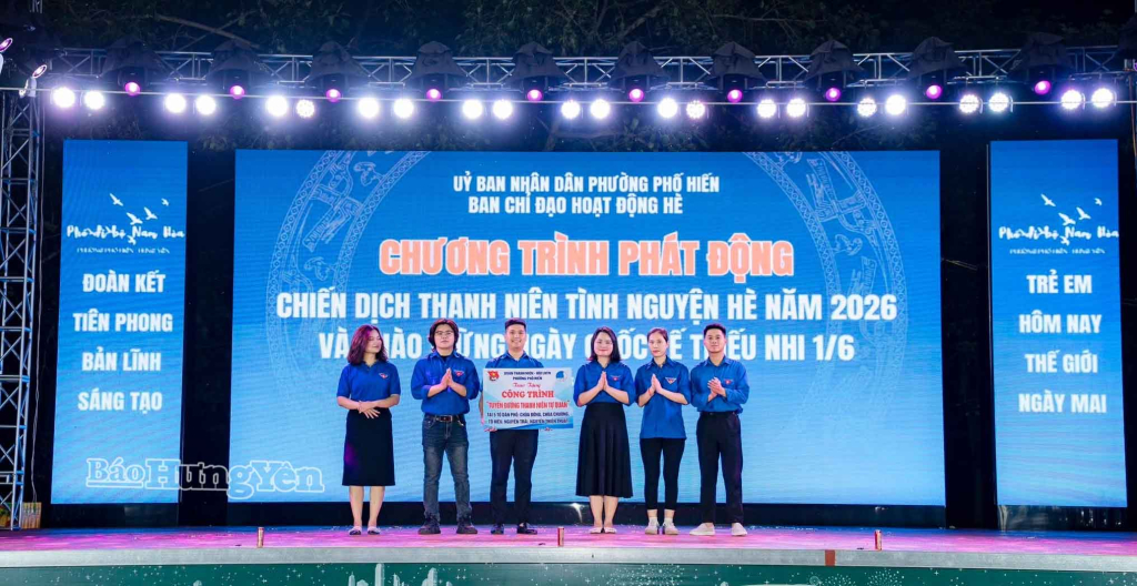 Đoàn Thanh niên phường Phố Hiến ra mắt 5 công trình thanh niên “Tuyến đường thanh niên tự quản” tại các khu phố.