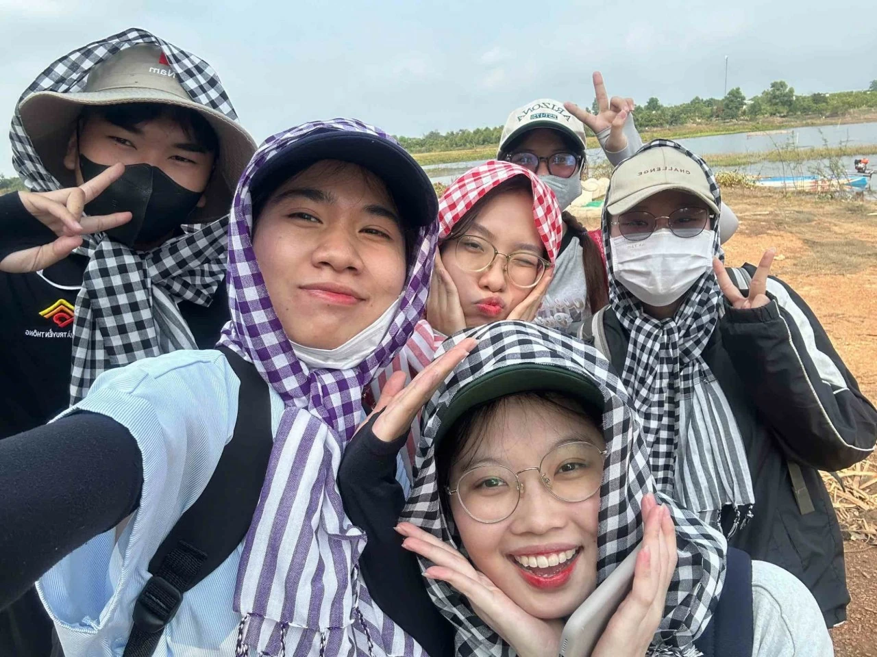 นักเรียนได้มีส่วนร่วมและเติบโตในสาขาวารสารศาสตร์ Sinh viên dấn thân, trưởng thành cùng nghề báo