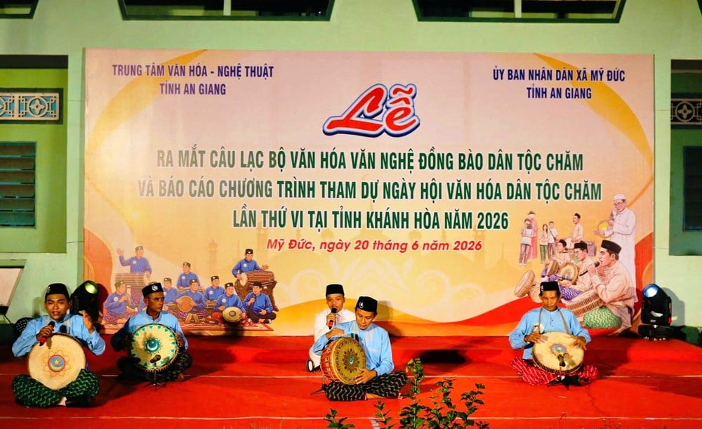 Ra mắt CLB Văn hóa văn nghệ đồng bào dân tộc Chăm xã Mỹ Đức - ảnh 4
