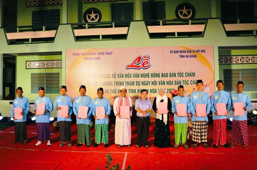 Ra mắt CLB Văn hóa văn nghệ đồng bào dân tộc Chăm xã Mỹ Đức - ảnh 3