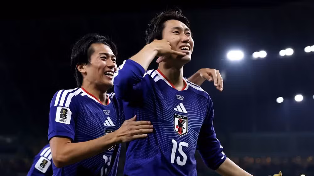 Daichi Kamada åpnet scoringen veldig tidlig for Japan. (Foto: FIFA)