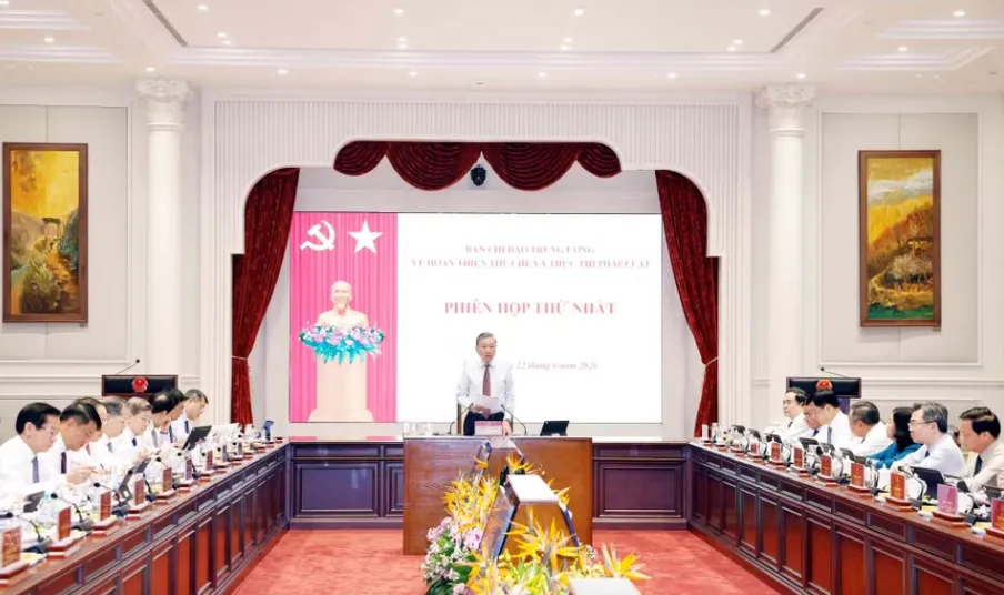 İyi kurumlar, iyi yasalar, iyi yasa uygulaması - Fotoğraf 2. Thể chế tốt, pháp luật tốt, thực thi pháp luật tốt- Ảnh 2.