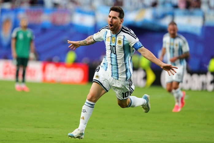 Vua phá lưới World Cup 2026: Messi dẫn đầu, Mbappe, Haaland bám sát - Ảnh 1.