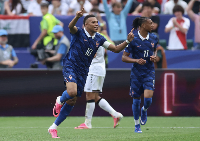 Vua phá lưới World Cup 2026: Messi dẫn đầu, Mbappe, Haaland bám sát - Ảnh 2.