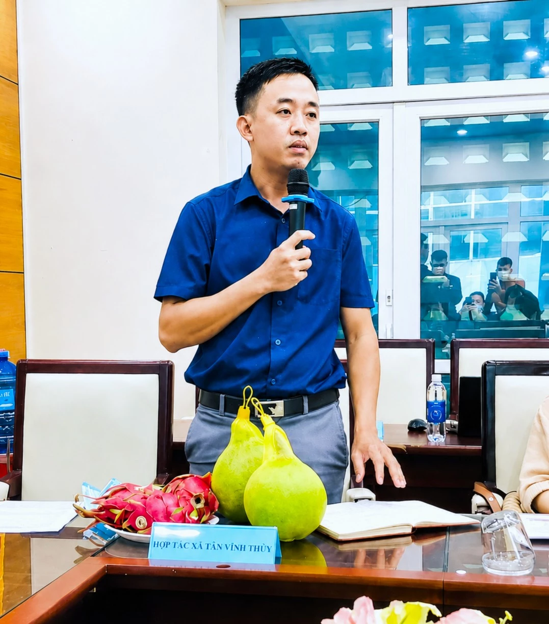 Pan Nguyen Quang Hanh, sołtys wsi Tien My 1 i przewodniczący Komitetu Frontu Wsi – zdjęcie: P.N.