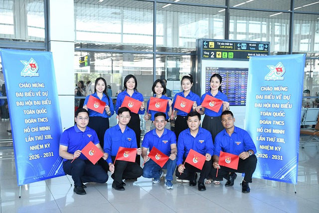 Người trẻ sẵn sàng đón ngày hội lớn - Ảnh 1.