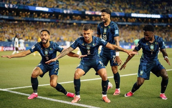 Brazil quyết vượt khó vòng bảng - Ảnh 1.