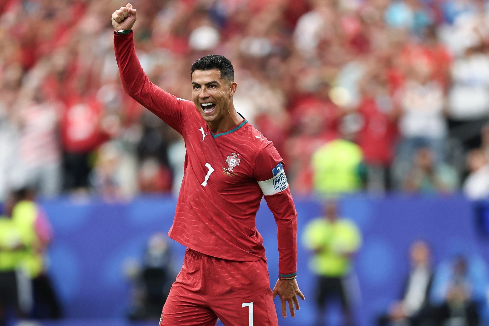রোনালদো বো দাও না কি উজবেকিস্তান 3.jpg