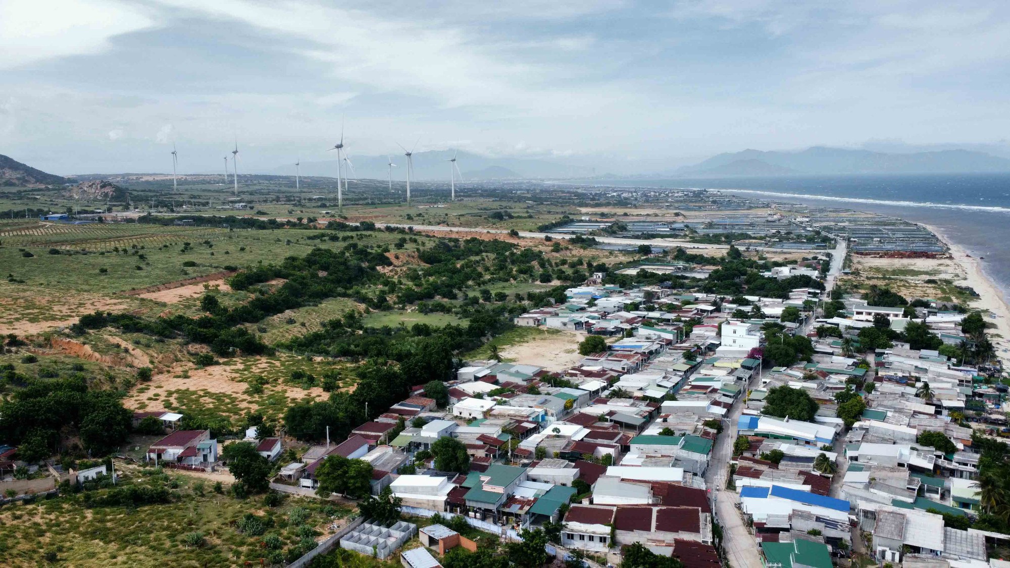 Νέες ευκαιρίες από τον πυρηνικό σταθμό παραγωγής ενέργειας Khanh Hoa - Φωτογραφία 2. Vận hội mới từ điện hạt nhân Khánh Hòa- Ảnh 2.