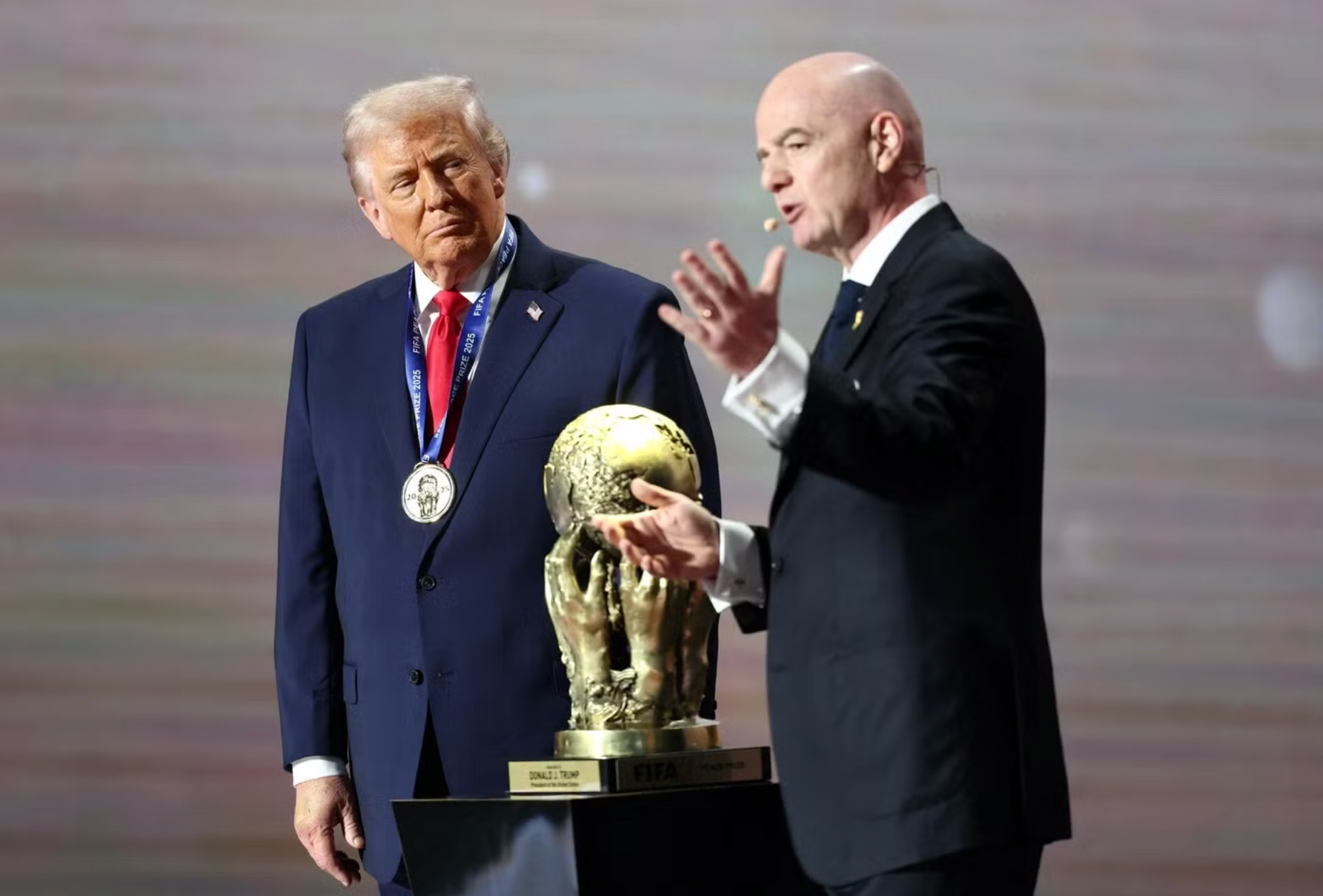 Copa do Mundo de 2026: O presidente dos EUA, Donald Trump, entregará o troféu à equipe vencedora.