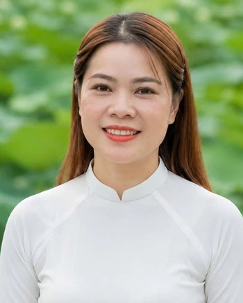 Đồng chí Trương Thị Lưu, 
Hiệu trưởng Trường PTDT bán trú THCS Tả Lủng, xã Mèo Vạc