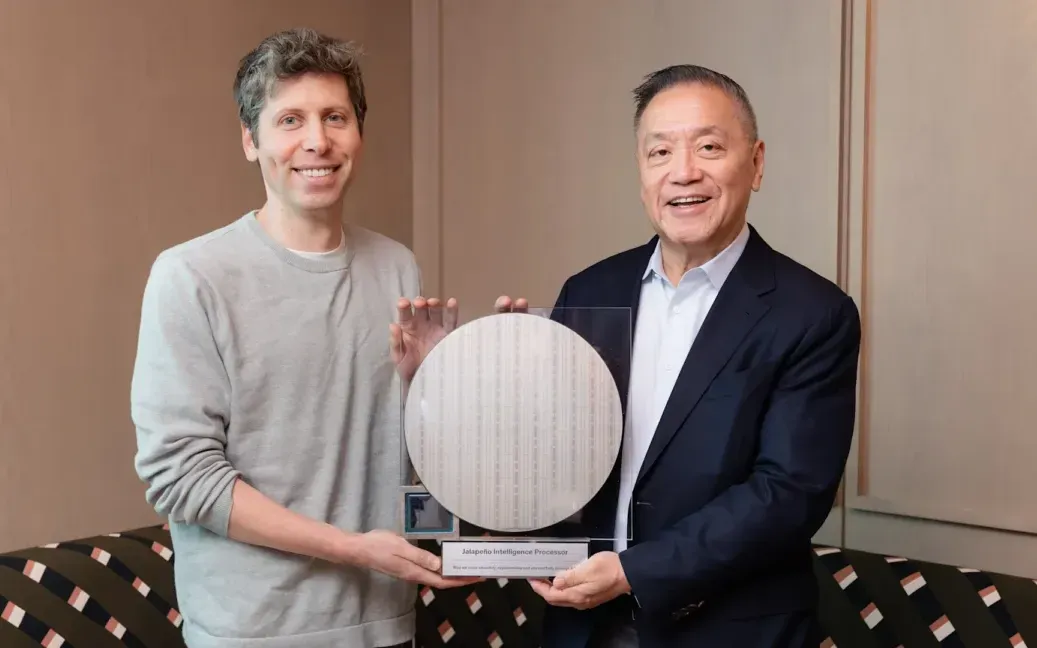 CEO của OpenAI, Sam Altman, và Chủ tịch kiêm CEO của Broadcom, Hock Tan. (Ảnh: OpenAI)