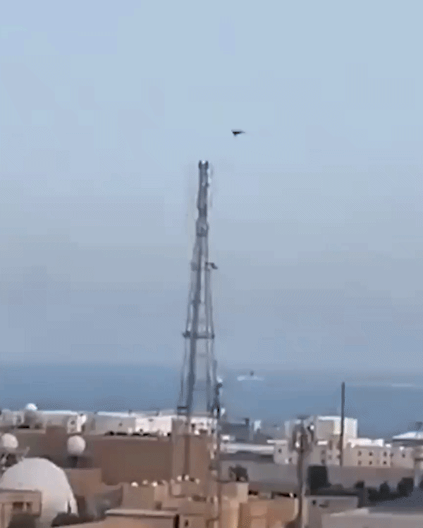 Ataques iraníes causan graves daños a base naval de EE.UU. en Bahréin