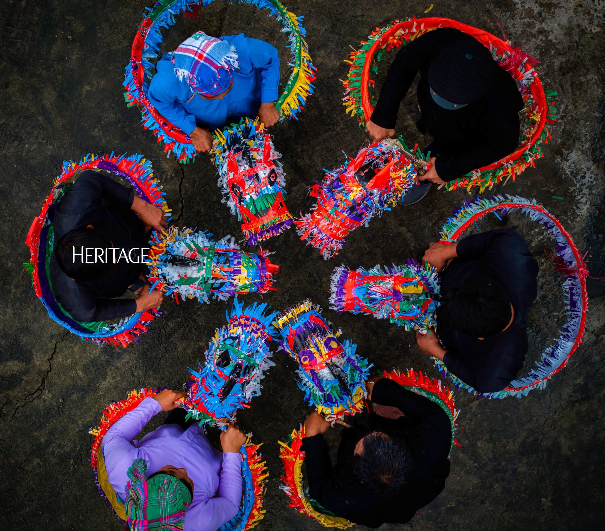 Gallery - The unique paper horse dance of the Nung Din people. - image 3