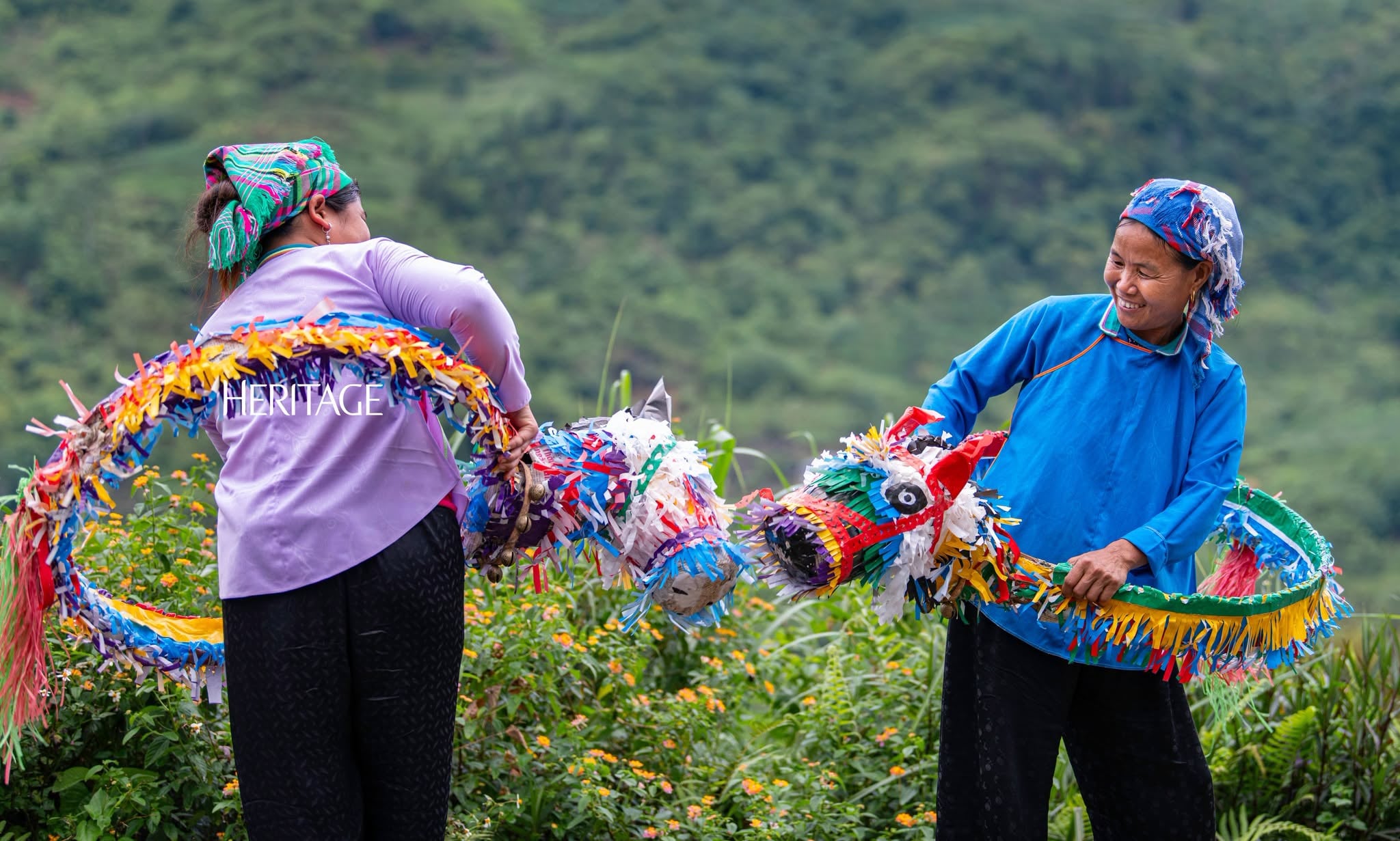 Gallery - The unique paper horse dance of the Nung Din people. - image 4
