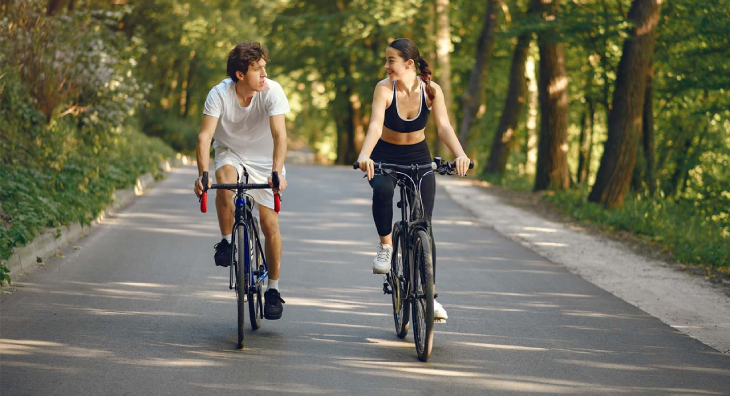 Cách nào phòng ngừa thoái hóa khớp gối từ thói quen sinh hoạt mỗi ngày - Ảnh 2.