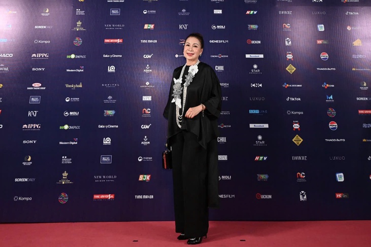 NSND Kim Xuân: TP.HCM, thành phố anh hùng - Ảnh 2.