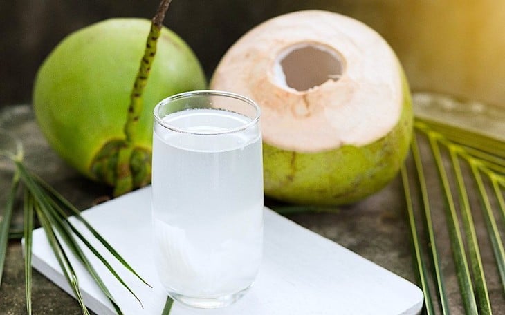 Có nên uống nhiều chất điện giải? - Ảnh 2.