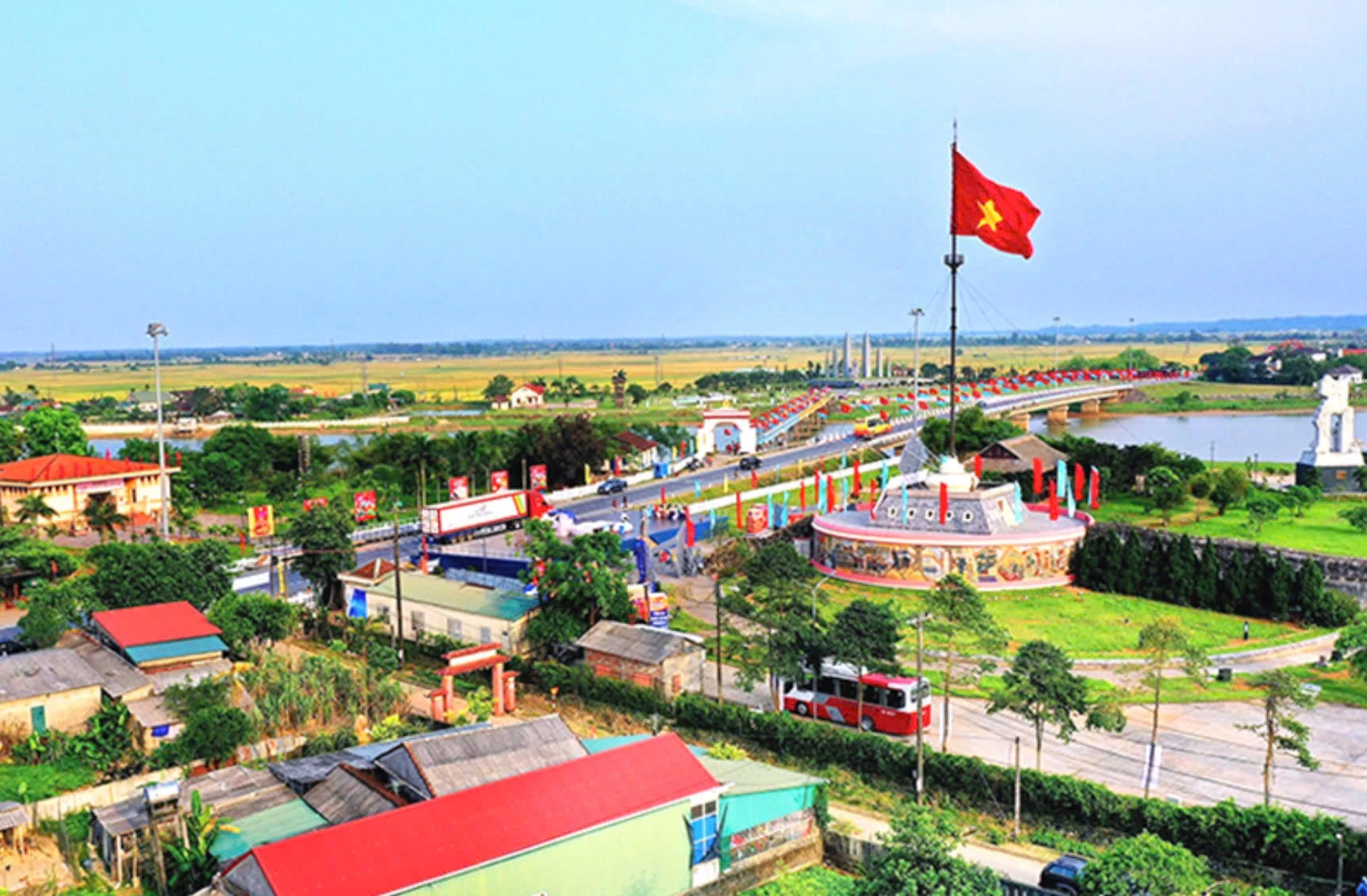 ការអភិវឌ្ឍផលិតផលទេសចរណ៍ពីតំបន់ប្រវត្តិសាស្ត្រគឺជាចំណុចខ្លាំងរបស់ខេត្តក្វាងទ្រី។ រូបថត៖ IPA ក្វាងទ្រី