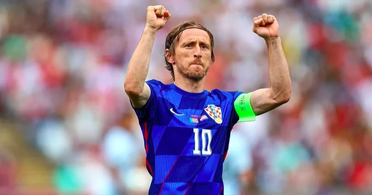 クロアチア代表2022ワールドカップ　NO.10 MODRIC ルカ・モドリッチ 伝説のルカ・モドリッチの物語――クロアチア代表のセンセーショナルな