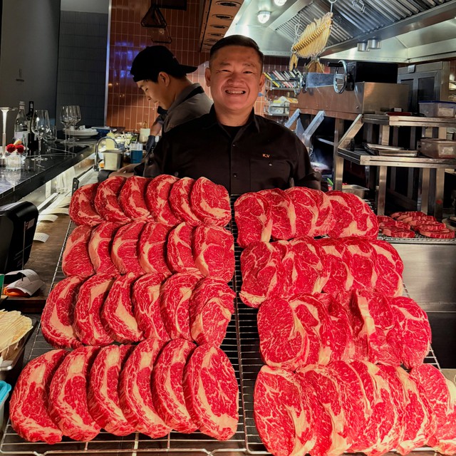 Gallery - Vietnamese chef in America sparks curiosity with his dish 'rice vermicelli with braised beef'. - image 4