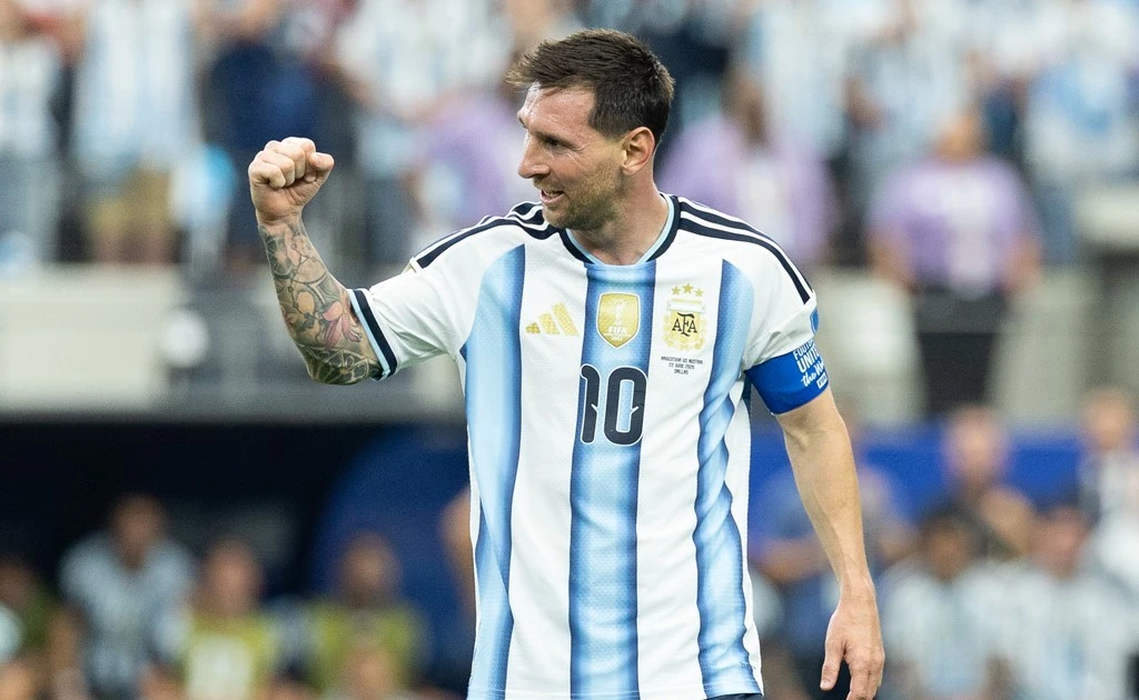 アルゼンチン対カーボベルデ 0-0（ハーフタイム）：メッシが先発出場